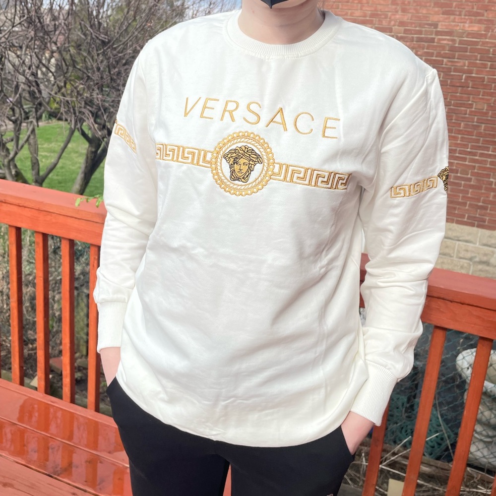 Size L, but fits for like M
